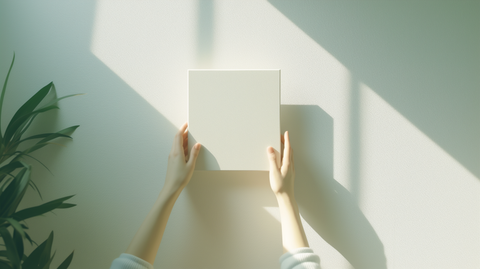 掛畫方式哪種最穩固?一文統整畫軌、無痕掛鉤、水泥牆掛鉤優缺點